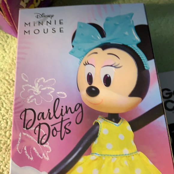 Disney Minnie Mouse - Picture 6 of 6